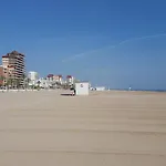 Hola