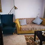 דירה Hola *